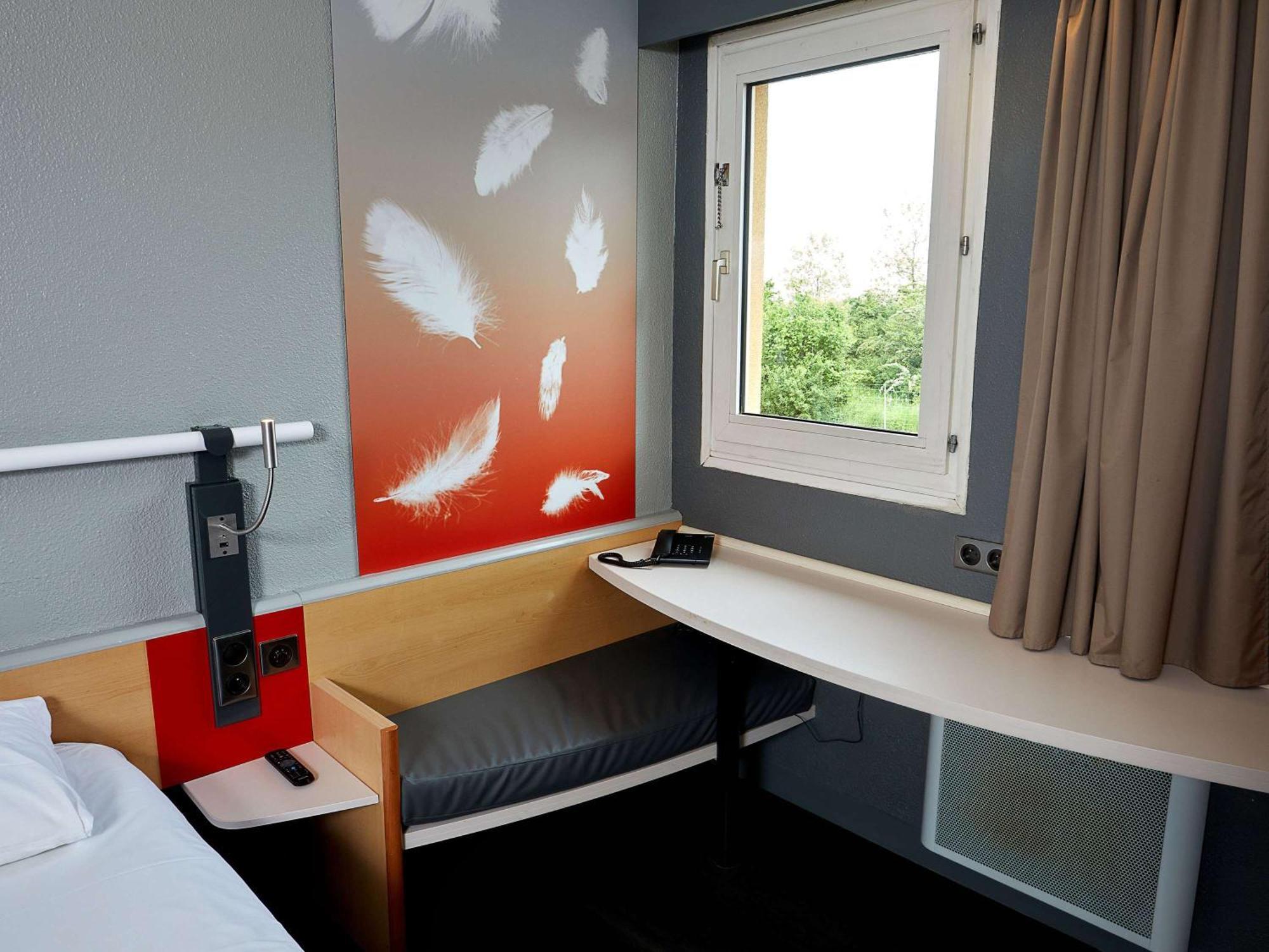 Ibis Auxerre Sud Hotel Venoy Екстериор снимка